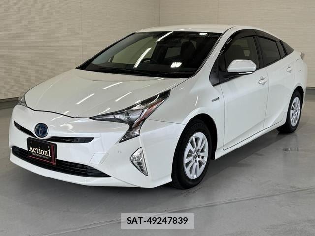 Toyota PRIUS 2017-03 8337444-0