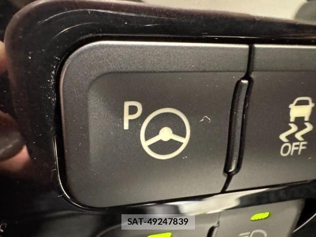 Toyota PRIUS 2017-03 8337444-23