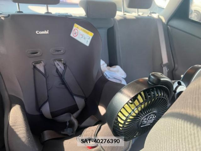 Toyota PRIUS 2010-09 8334928-13