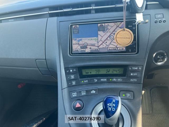 Toyota PRIUS 2010-09 8334928-17