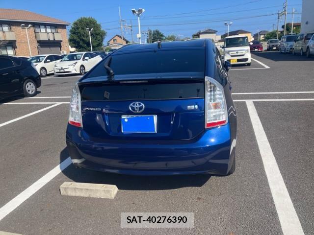 Toyota PRIUS 2010-09 8334928-2
