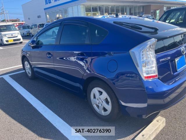 Toyota PRIUS 2010-09 8334928-3