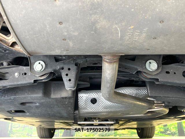 Toyota PRIUS 2021-07 8337431-18