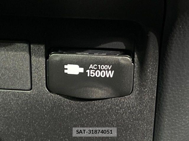 Toyota PRIUS 2023-12 8337415-5