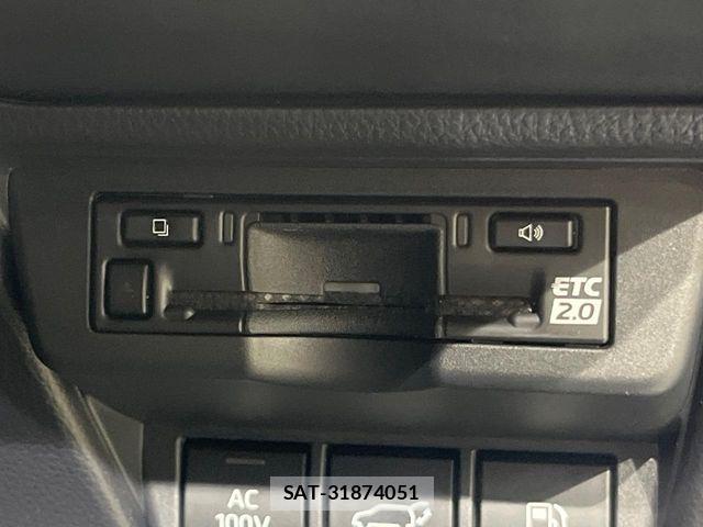 Toyota PRIUS 2023-12 8337415-7