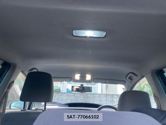 Toyota PRIUS 2010-04 8337488-15