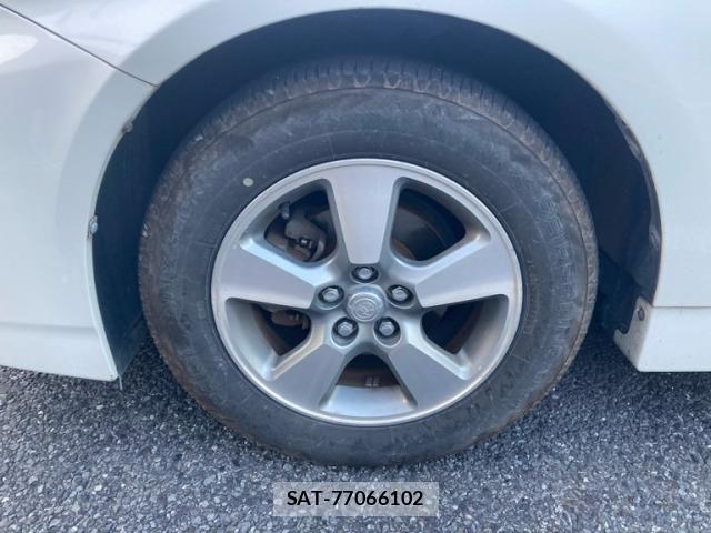 Toyota PRIUS 2010-04 8337488-2