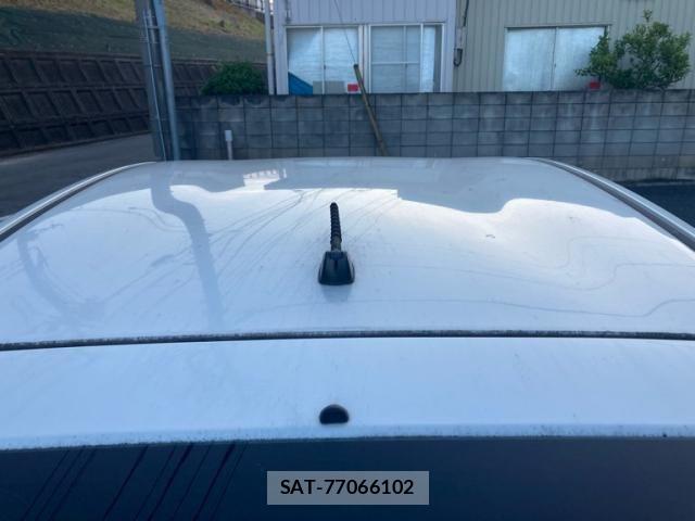 Toyota PRIUS 2010-04 8337488-6