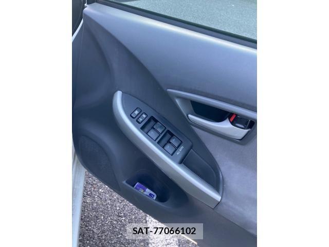 Toyota PRIUS 2010-04 8337488-7