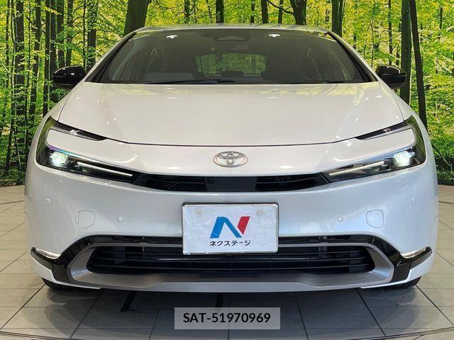 Toyota PRIUS 2024-12 8337406-13