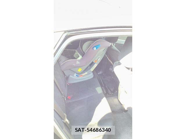 Toyota PRIUS 2014-02 8337477-9
