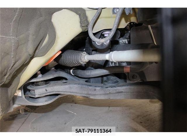 Toyota PRIUS 2023-06 8337418-17
