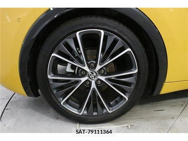 Toyota PRIUS 2023-06 8337418-23