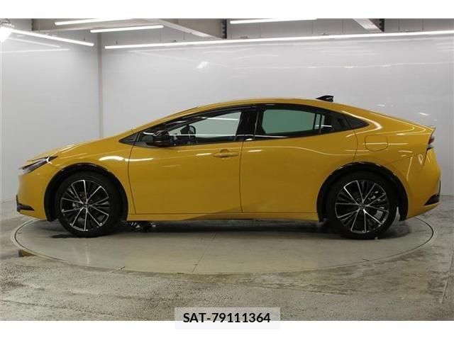 Toyota PRIUS 2023-06 8337418-7
