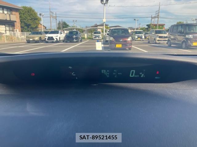 Toyota PRIUS 2011-11 8337479-20