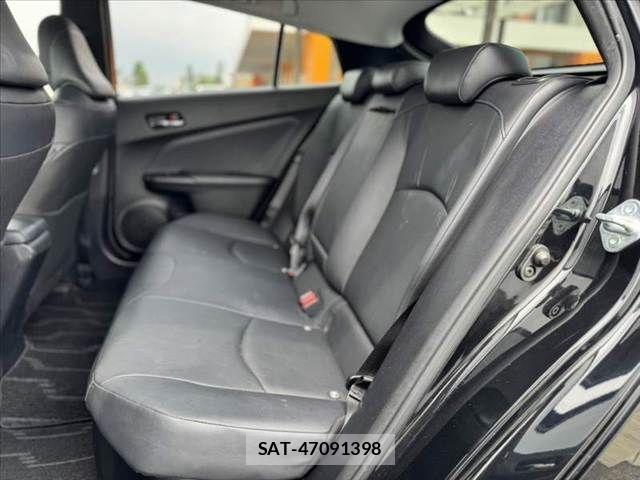 Toyota PRIUS 2017-09 8337442-17