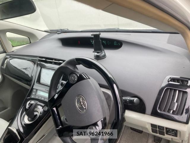 Toyota PRIUS 2009-09 8337484-13