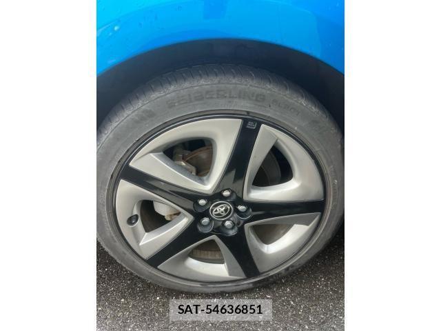 Toyota PRIUS 2019-12 8337446-10