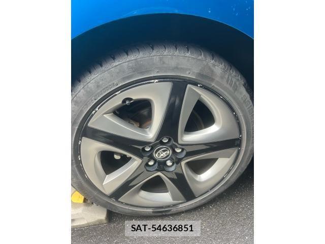 Toyota PRIUS 2019-12 8337446-8