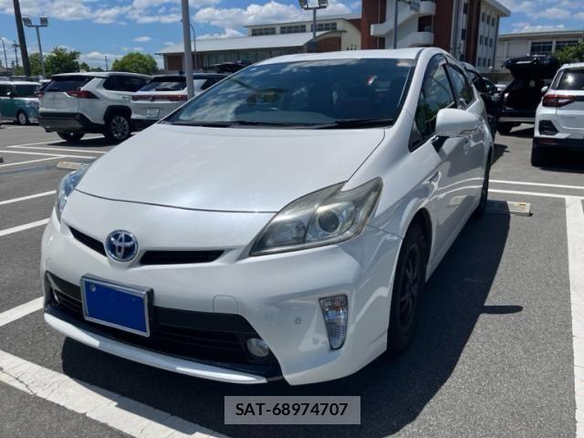 Toyota PRIUS 2012-08 8337476-0