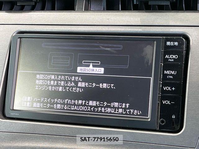 Toyota PRIUS 2015-08 8337454-2