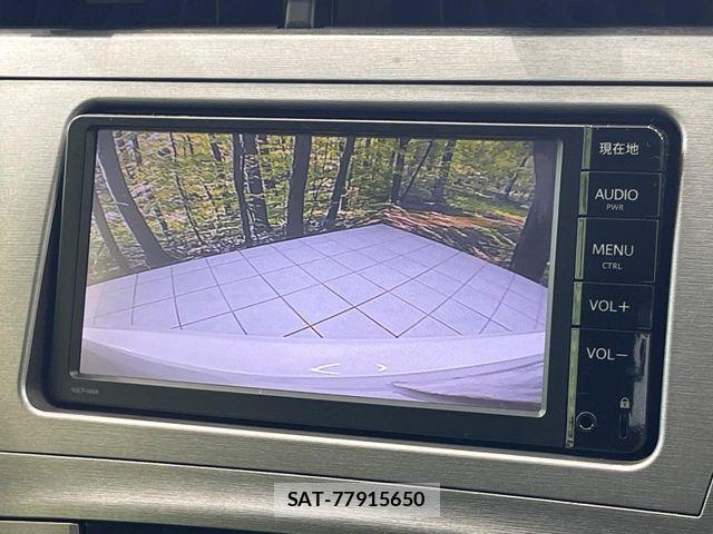 Toyota PRIUS 2015-08 8337454-3