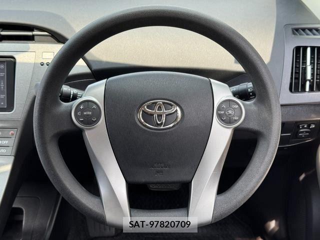 Toyota PRIUS 2012-02 8337459-14