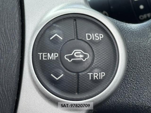 Toyota PRIUS 2012-02 8337459-16