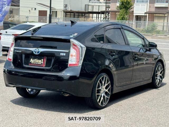 Toyota PRIUS 2012-02 8337459-5