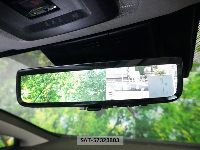 Toyota PRIUS 2023-06 8337412-13