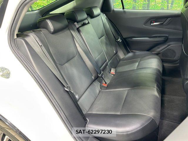 Toyota PRIUS 2023-05 8337405-12
