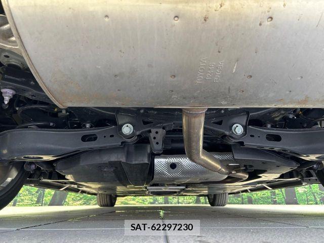 Toyota PRIUS 2023-05 8337405-19