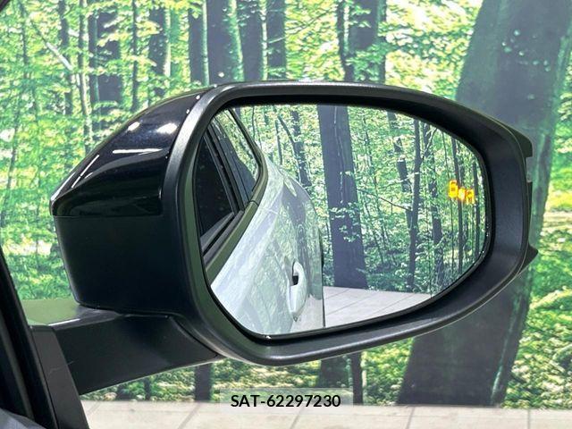 Toyota PRIUS 2023-05 8337405-8