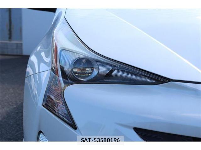 Toyota PRIUS 2016-10 8337438-11