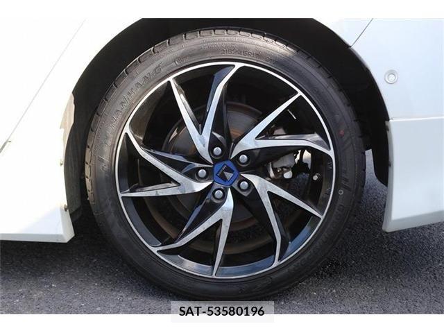 Toyota PRIUS 2016-10 8337438-13