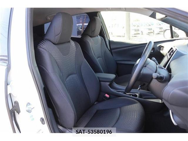 Toyota PRIUS 2016-10 8337438-14