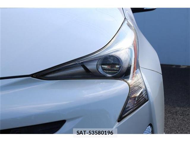 Toyota PRIUS 2016-10 8337438-24