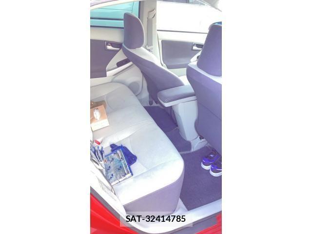 Toyota PRIUS 2011-09 8337483-13