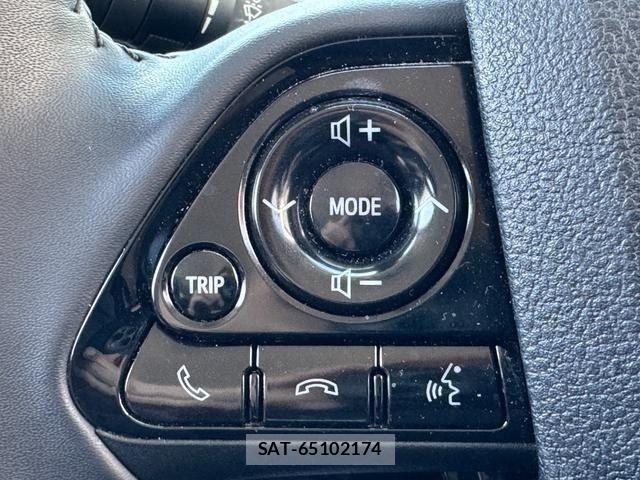 Toyota PRIUS 2019-02 8337439-13
