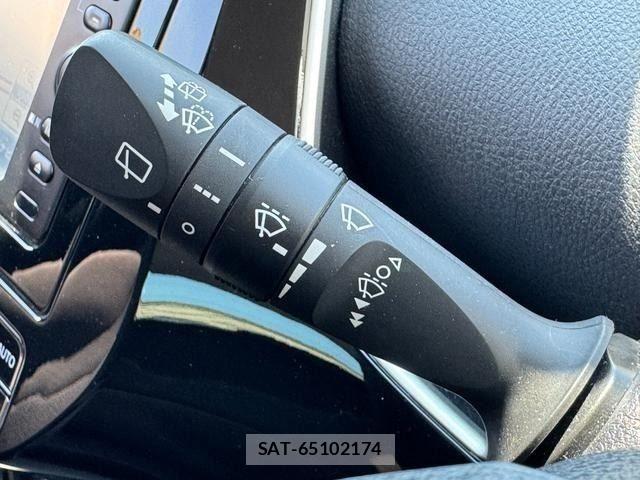 Toyota PRIUS 2019-02 8337439-15