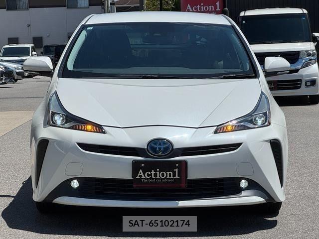 Toyota PRIUS 2019-02 8337439-2