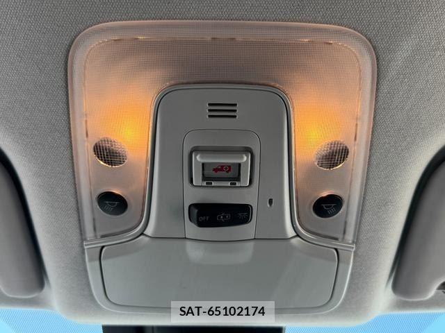 Toyota PRIUS 2019-02 8337439-29