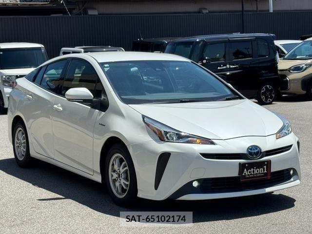 Toyota PRIUS 2019-02 8337439-6