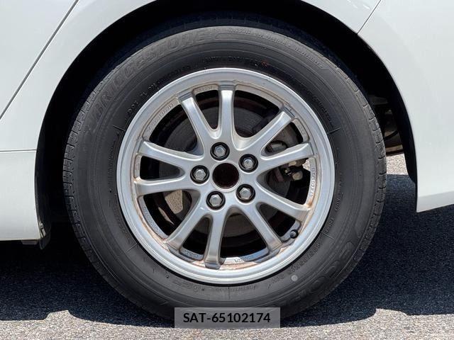 Toyota PRIUS 2019-02 8337439-7