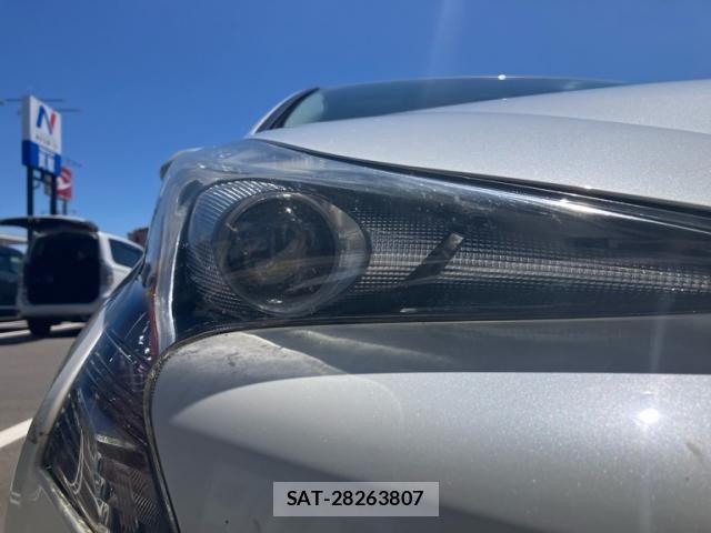 Toyota PRIUS 2016-10 8337466-1