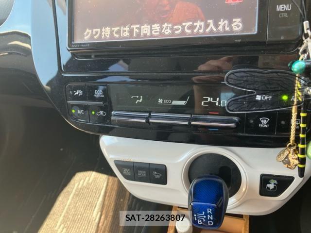 Toyota PRIUS 2016-10 8337466-19
