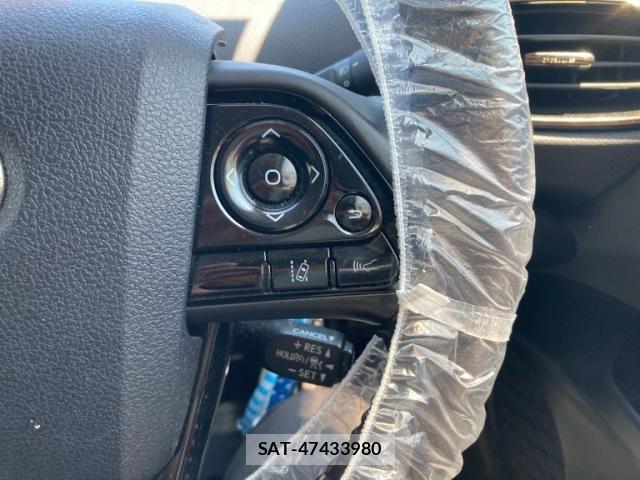 Toyota PRIUS 2022-03 8337425-14