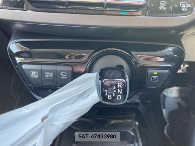 Toyota PRIUS 2022-03 8337425-19
