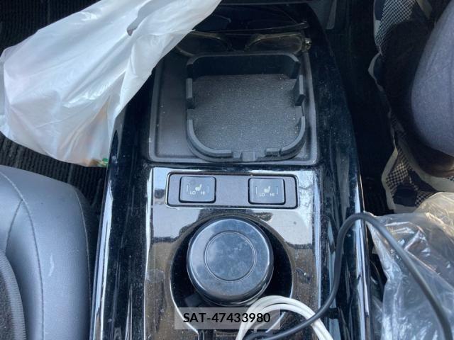 Toyota PRIUS 2022-03 8337425-20