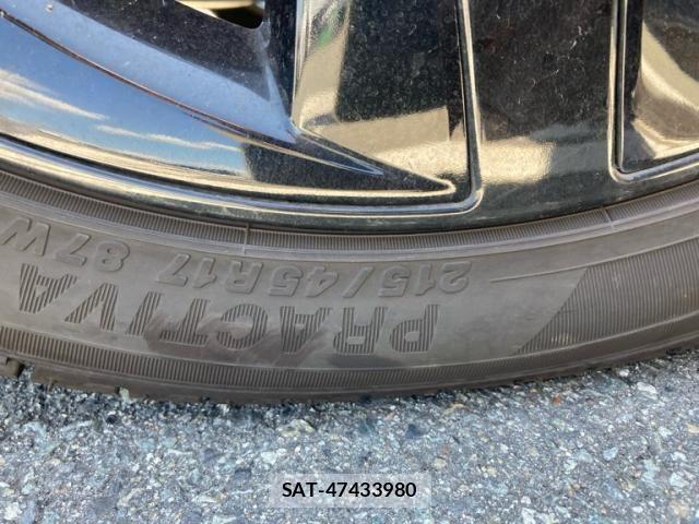 Toyota PRIUS 2022-03 8337425-23